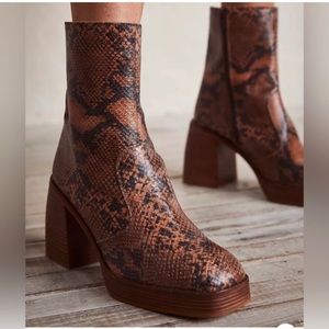 Free People Snakeskin Ruby Platform Booties , Size 9.5, NWB